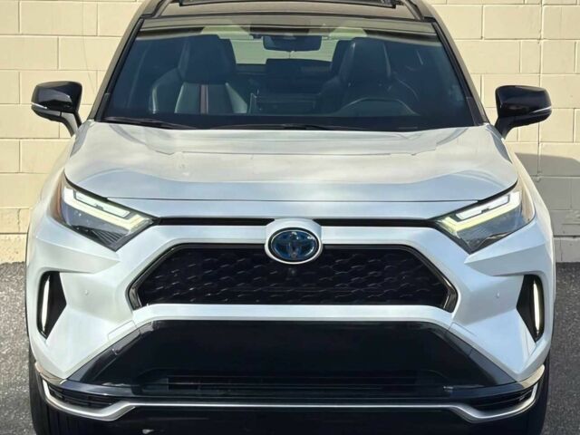 Білий Тойота РАВ 4, об'ємом двигуна 2.5 л та пробігом 24 тис. км за 25200 $, фото 1 на Automoto.ua