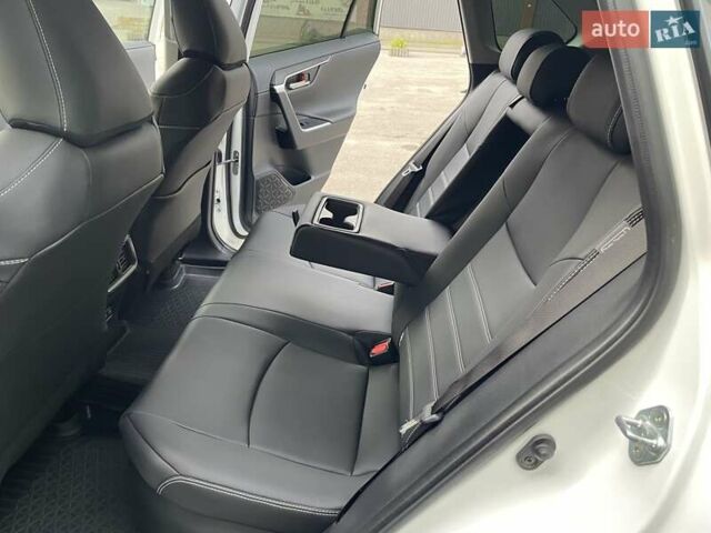 Белый Тойота РАВ 4, объемом двигателя 2.49 л и пробегом 67 тыс. км за 34700 $, фото 39 на Automoto.ua