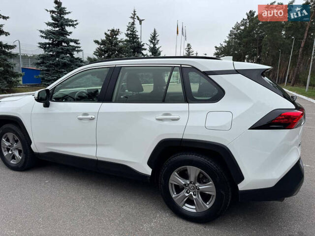 Белый Тойота РАВ 4, объемом двигателя 2 л и пробегом 110 тыс. км за 28000 $, фото 16 на Automoto.ua