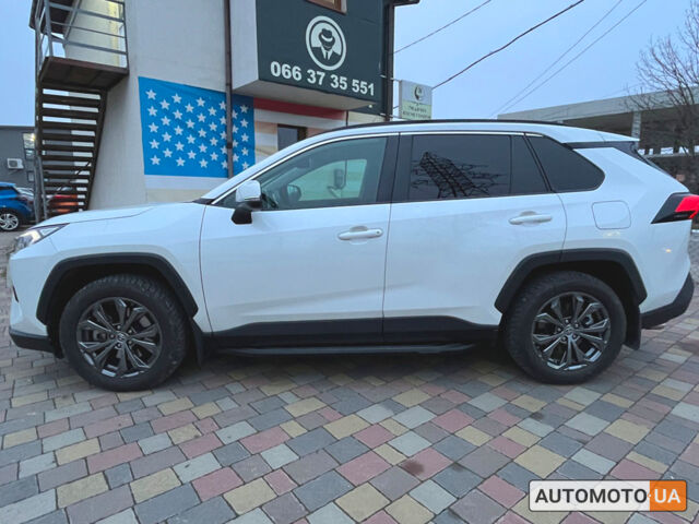 Білий Тойота РАВ 4, об'ємом двигуна 2 л та пробігом 13 тис. км за 42000 $, фото 3 на Automoto.ua