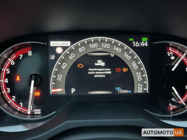 Білий Тойота РАВ 4, об'ємом двигуна 2 л та пробігом 13 тис. км за 42000 $, фото 11 на Automoto.ua