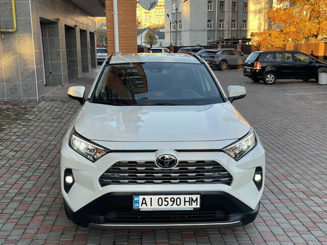 Тойота РАВ 4 2022 в Киеве на Automoto.ua Белый Тойота РАВ 4, объемом двигателя 2 л и пробегом 48 тыс. км за 31800 $, фото 11 на Automoto.ua