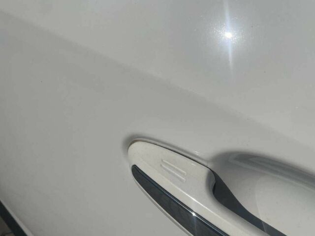 Белый Тойота РАВ 4, объемом двигателя 0 л и пробегом 90 тыс. км за 18500 $, фото 18 на Automoto.ua