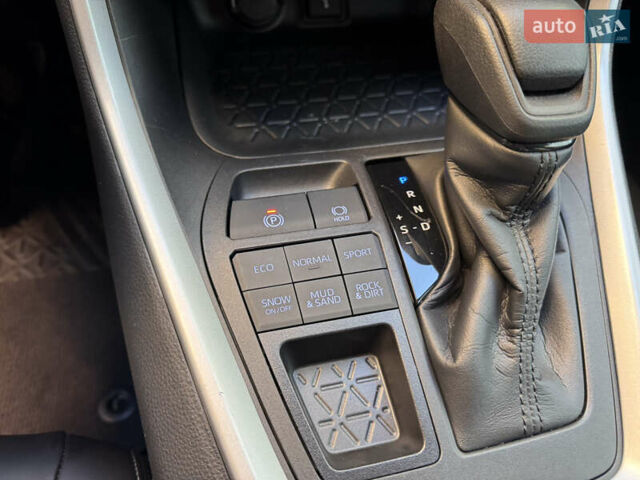 Білий Тойота РАВ 4, об'ємом двигуна 2.5 л та пробігом 98 тис. км за 26900 $, фото 52 на Automoto.ua