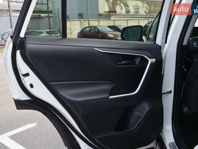 Белый Тойота РАВ 4, объемом двигателя 2.49 л и пробегом 62 тыс. км за 28999 $, фото 27 на Automoto.ua