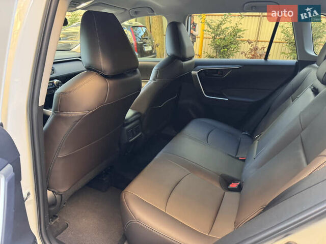 Білий Тойота РАВ 4, об'ємом двигуна 2.5 л та пробігом 98 тис. км за 26900 $, фото 45 на Automoto.ua