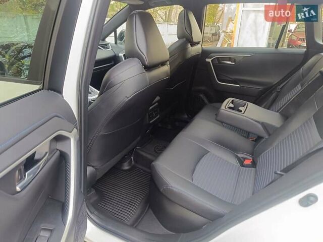 Белый Тойота РАВ 4, объемом двигателя 2.49 л и пробегом 41 тыс. км за 34800 $, фото 26 на Automoto.ua