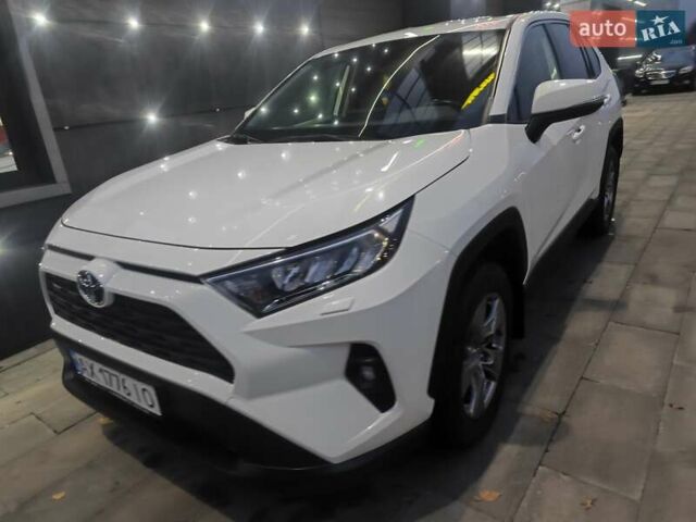 Белый Тойота РАВ 4, объемом двигателя 1.99 л и пробегом 25 тыс. км за 32000 $, фото 1 на Automoto.ua