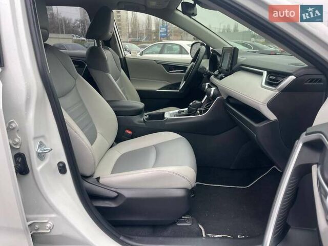 Белый Тойота РАВ 4, объемом двигателя 2.49 л и пробегом 85 тыс. км за 34990 $, фото 11 на Automoto.ua