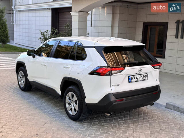 Білий Тойота РАВ 4, об'ємом двигуна 2.5 л та пробігом 98 тис. км за 26900 $, фото 21 на Automoto.ua