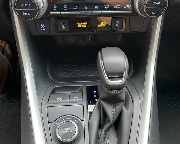 Белый Тойота РАВ 4, объемом двигателя 2.49 л и пробегом 67 тыс. км за 34800 $, фото 62 на Automoto.ua