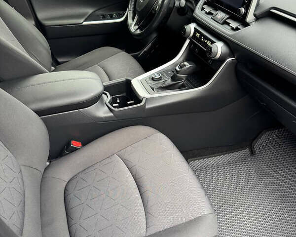 Белый Тойота РАВ 4, объемом двигателя 2 л и пробегом 110 тыс. км за 28000 $, фото 44 на Automoto.ua