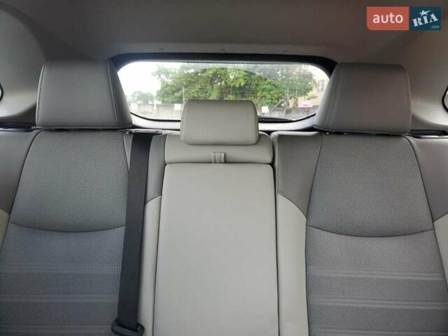 Білий Тойота РАВ 4, об'ємом двигуна 2.49 л та пробігом 143 тис. км за 9000 $, фото 9 на Automoto.ua