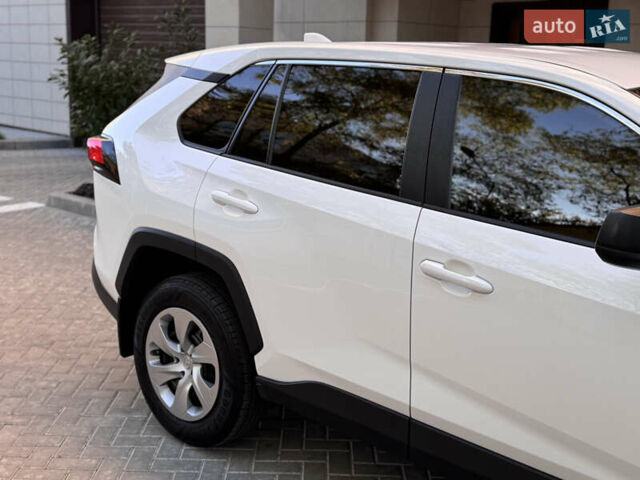 Білий Тойота РАВ 4, об'ємом двигуна 2.5 л та пробігом 98 тис. км за 26900 $, фото 10 на Automoto.ua
