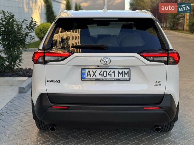 Білий Тойота РАВ 4, об'ємом двигуна 2.5 л та пробігом 98 тис. км за 26900 $, фото 17 на Automoto.ua
