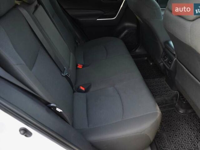 Белый Тойота РАВ 4, объемом двигателя 2.49 л и пробегом 62 тыс. км за 28999 $, фото 35 на Automoto.ua