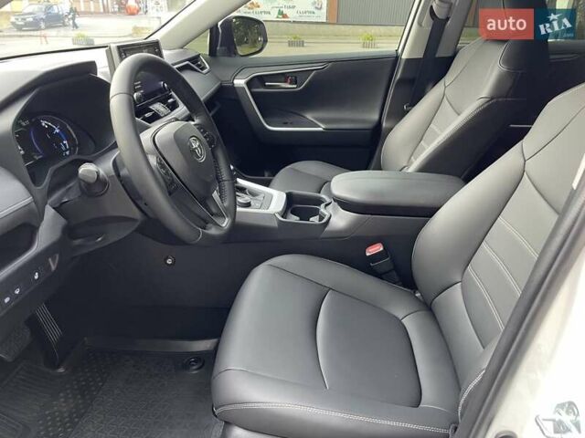 Белый Тойота РАВ 4, объемом двигателя 2.49 л и пробегом 67 тыс. км за 34700 $, фото 32 на Automoto.ua