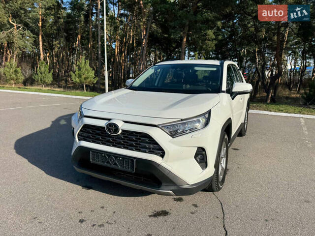 Белый Тойота РАВ 4, объемом двигателя 1.99 л и пробегом 108 тыс. км за 28500 $, фото 10 на Automoto.ua