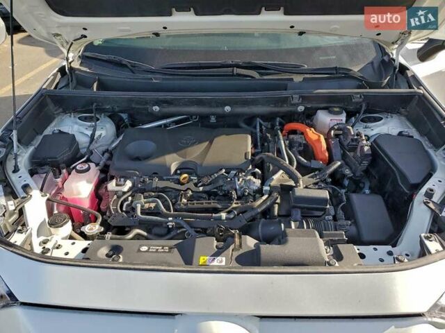 Белый Тойота РАВ 4, объемом двигателя 2.49 л и пробегом 51 тыс. км за 8000 $, фото 11 на Automoto.ua