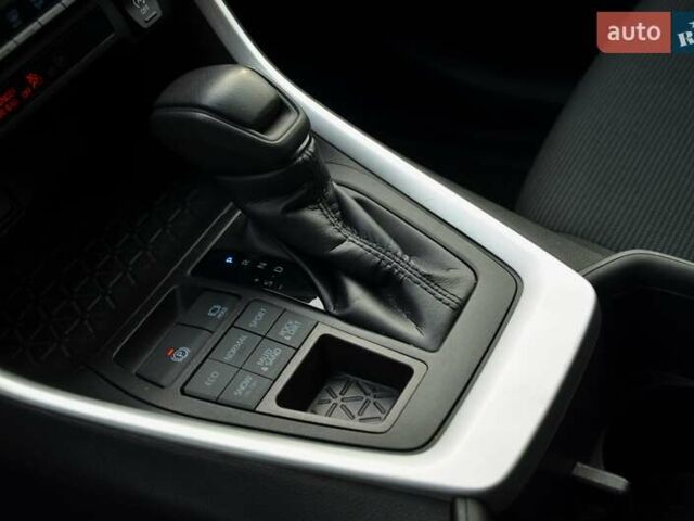 Белый Тойота РАВ 4, объемом двигателя 2.49 л и пробегом 62 тыс. км за 28999 $, фото 16 на Automoto.ua