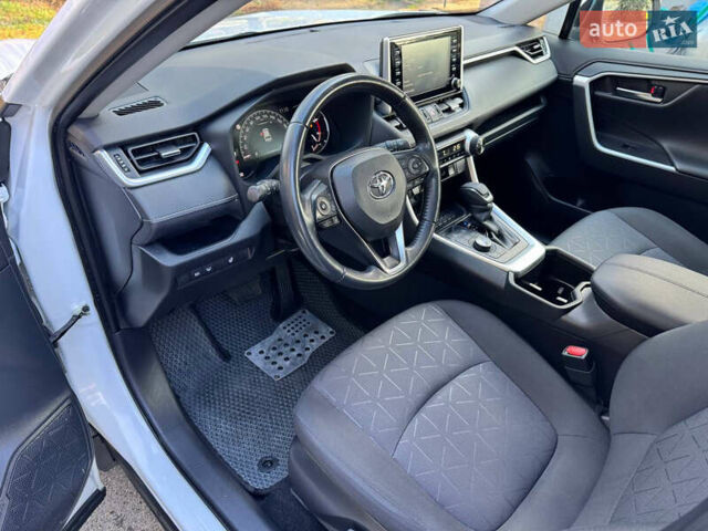 Белый Тойота РАВ 4, объемом двигателя 1.99 л и пробегом 108 тыс. км за 28500 $, фото 23 на Automoto.ua
