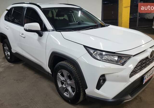 Белый Тойота РАВ 4, объемом двигателя 1.99 л и пробегом 175 тыс. км за 24600 $, фото 5 на Automoto.ua