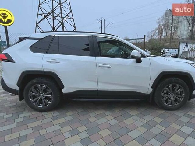 Белый Тойота РАВ 4, объемом двигателя 2 л и пробегом 13 тыс. км за 40000 $, фото 7 на Automoto.ua