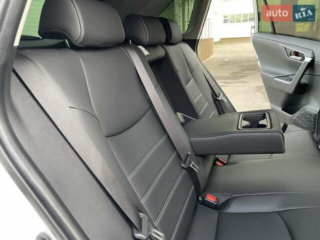 Белый Тойота РАВ 4, объемом двигателя 2.49 л и пробегом 67 тыс. км за 34700 $, фото 48 на Automoto.ua