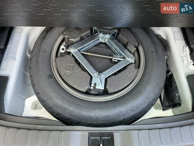 Белый Тойота РАВ 4, объемом двигателя 2.49 л и пробегом 67 тыс. км за 34700 $, фото 43 на Automoto.ua