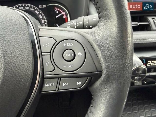 Білий Тойота РАВ 4, об'ємом двигуна 1.99 л та пробігом 25 тис. км за 30500 $, фото 24 на Automoto.ua