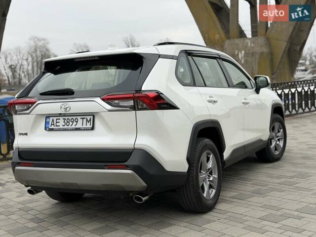 Білий Тойота РАВ 4, об'ємом двигуна 1.99 л та пробігом 25 тис. км за 30500 $, фото 6 на Automoto.ua