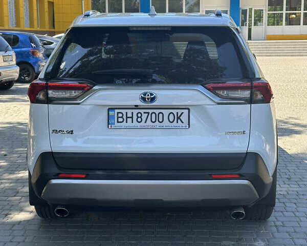 Білий Тойота РАВ 4, об'ємом двигуна 2.49 л та пробігом 56 тис. км за 38500 $, фото 1 на Automoto.ua