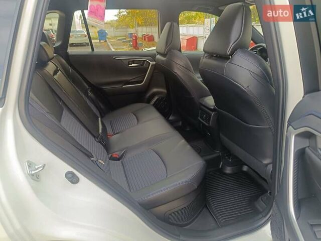 Белый Тойота РАВ 4, объемом двигателя 2.49 л и пробегом 41 тыс. км за 34800 $, фото 25 на Automoto.ua