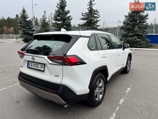 Белый Тойота РАВ 4, объемом двигателя 2 л и пробегом 110 тыс. км за 28000 $, фото 12 на Automoto.ua