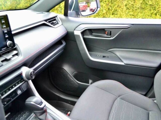 Белый Тойота РАВ 4, объемом двигателя 0 л и пробегом 36 тыс. км за 16800 $, фото 8 на Automoto.ua