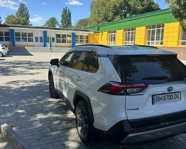 Білий Тойота РАВ 4, об'ємом двигуна 2.49 л та пробігом 56 тис. км за 38500 $, фото 3 на Automoto.ua