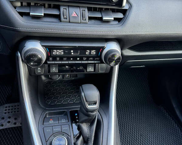 Белый Тойота РАВ 4, объемом двигателя 1.99 л и пробегом 108 тыс. км за 28500 $, фото 20 на Automoto.ua