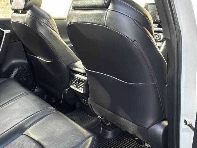 Білий Тойота РАВ 4, об'ємом двигуна 2.5 л та пробігом 24 тис. км за 25200 $, фото 8 на Automoto.ua