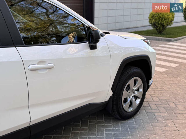 Білий Тойота РАВ 4, об'ємом двигуна 2.5 л та пробігом 98 тис. км за 26900 $, фото 9 на Automoto.ua