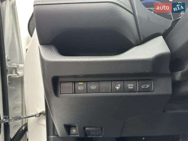 Білий Тойота РАВ 4, об'ємом двигуна 2.49 л та пробігом 51 тис. км за 39200 $, фото 15 на Automoto.ua