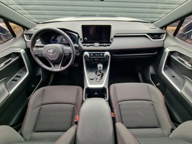 Білий Тойота РАВ 4, об'ємом двигуна 2.5 л та пробігом 23 тис. км за 939 $, фото 3 на Automoto.ua