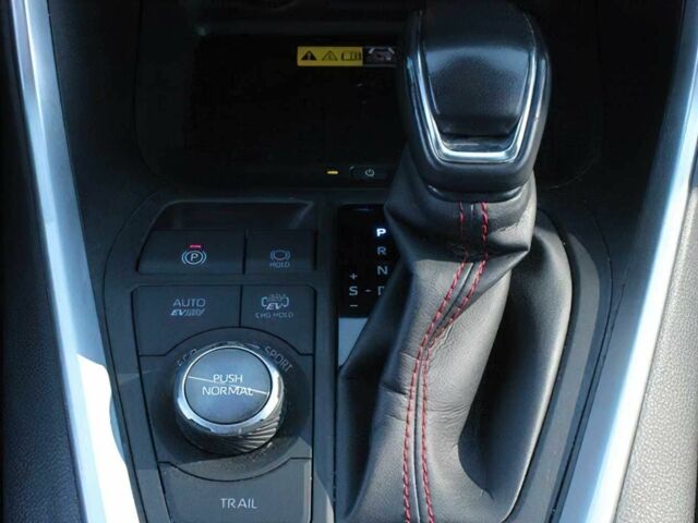 Білий Тойота РАВ 4, об'ємом двигуна 2.5 л та пробігом 20 тис. км за 19200 $, фото 9 на Automoto.ua