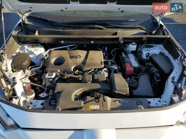 Білий Тойота РАВ 4, об'ємом двигуна 2.49 л та пробігом 57 тис. км за 12700 $, фото 11 на Automoto.ua