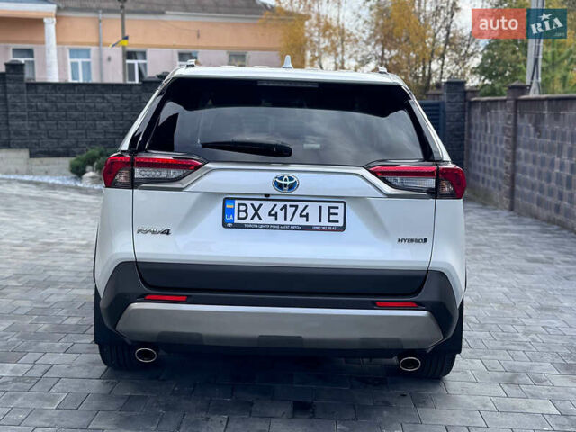 Белый Тойота РАВ 4, объемом двигателя 2.49 л и пробегом 27 тыс. км за 44800 $, фото 4 на Automoto.ua