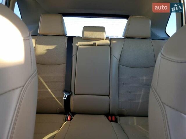Білий Тойота РАВ 4, об'ємом двигуна 2.49 л та пробігом 57 тис. км за 12700 $, фото 9 на Automoto.ua