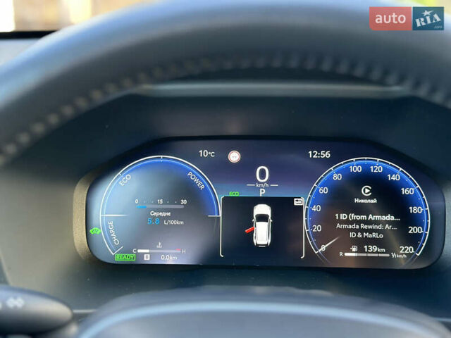 Білий Тойота РАВ 4, об'ємом двигуна 2.49 л та пробігом 36 тис. км за 43750 $, фото 40 на Automoto.ua