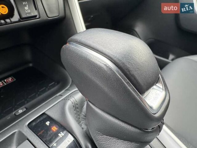 Белый Тойота РАВ 4, объемом двигателя 2.49 л и пробегом 49 тыс. км за 39999 $, фото 23 на Automoto.ua