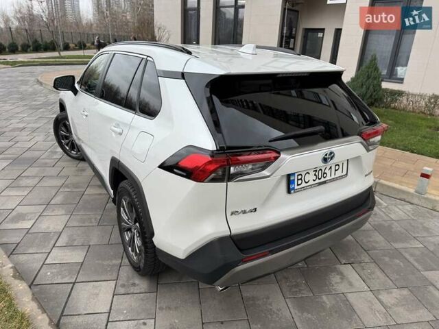 Белый Тойота РАВ 4, объемом двигателя 2.49 л и пробегом 49 тыс. км за 39999 $, фото 5 на Automoto.ua