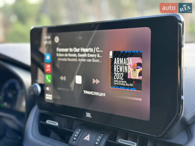 Білий Тойота РАВ 4, об'ємом двигуна 2.49 л та пробігом 36 тис. км за 43750 $, фото 28 на Automoto.ua