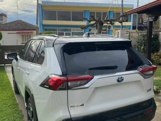 Білий Тойота РАВ 4, об'ємом двигуна 2.5 л та пробігом 37 тис. км за 21100 $, фото 4 на Automoto.ua